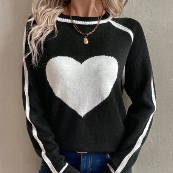 Black And White Casual Women's Round Neck Raglan Sleeve Heart Pattern Sweater - Picture 6 of 6